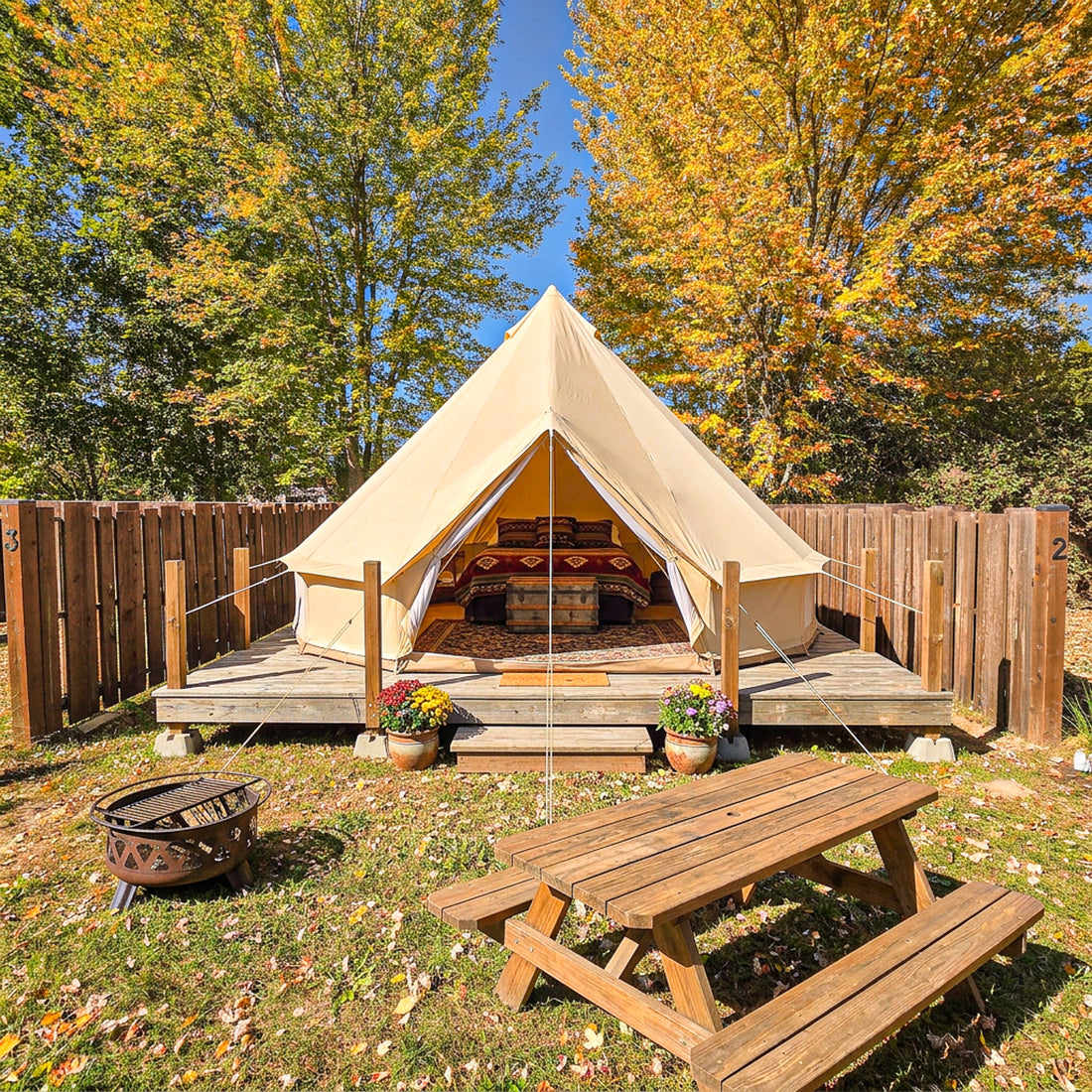 Glamping Tent at Camping Pont Blanc near Ottawa and Gatineau 
